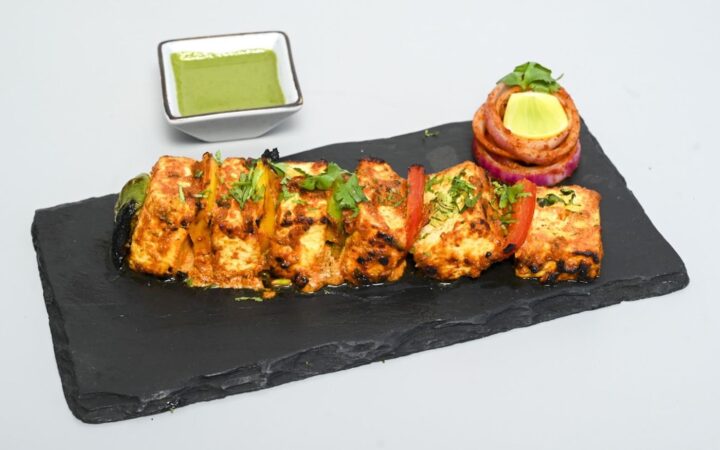 Vegetarian Sharing Platter Jaipur: Tandoor to Steamer