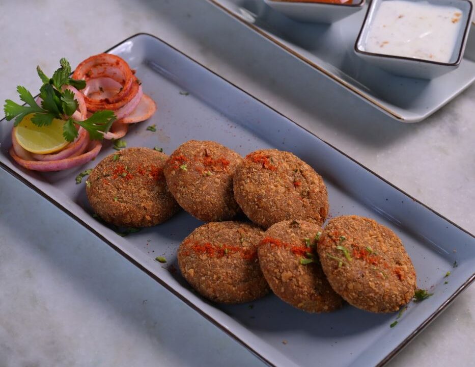Fried cutlets on a platter at nouba jaipur
